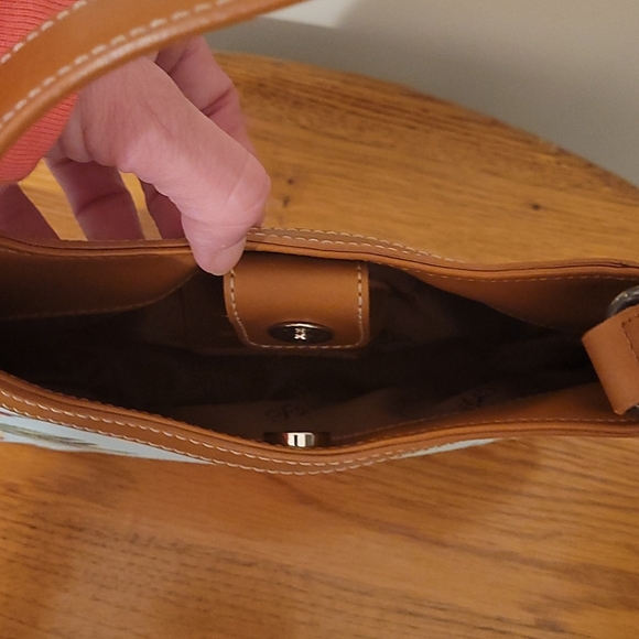 Fossil Shoulder Bag - Picture 4 of 5